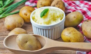 mashed potato - olahan makanan dari kentang